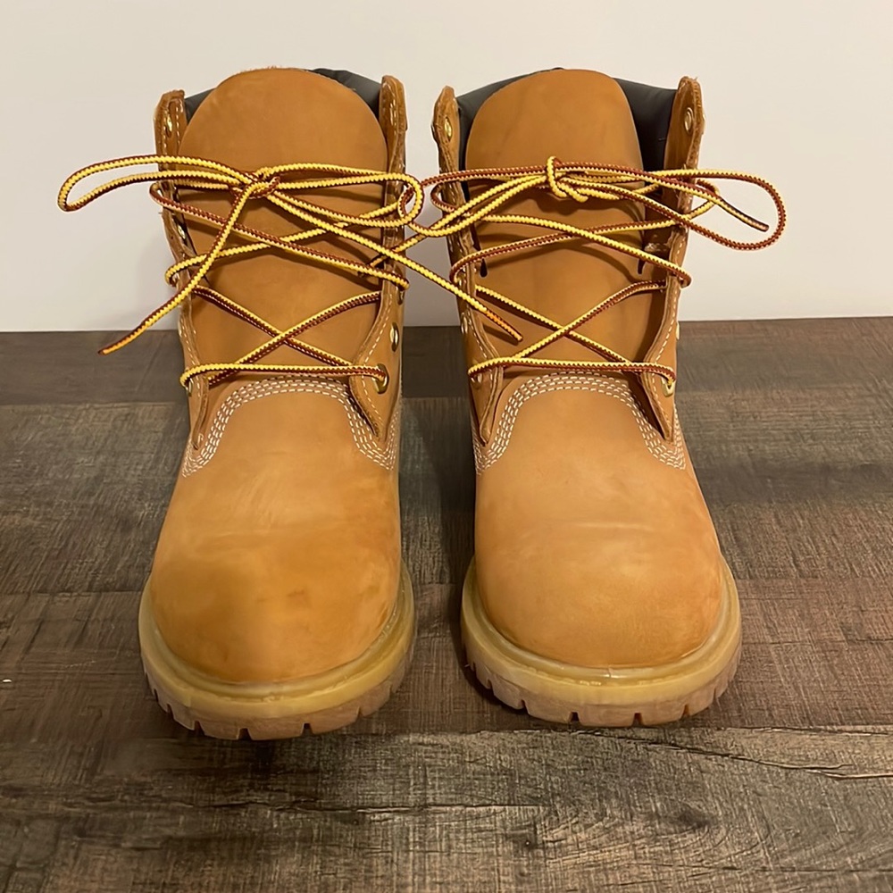 Timberland waterproof insulated boot. Women’s size 7.5